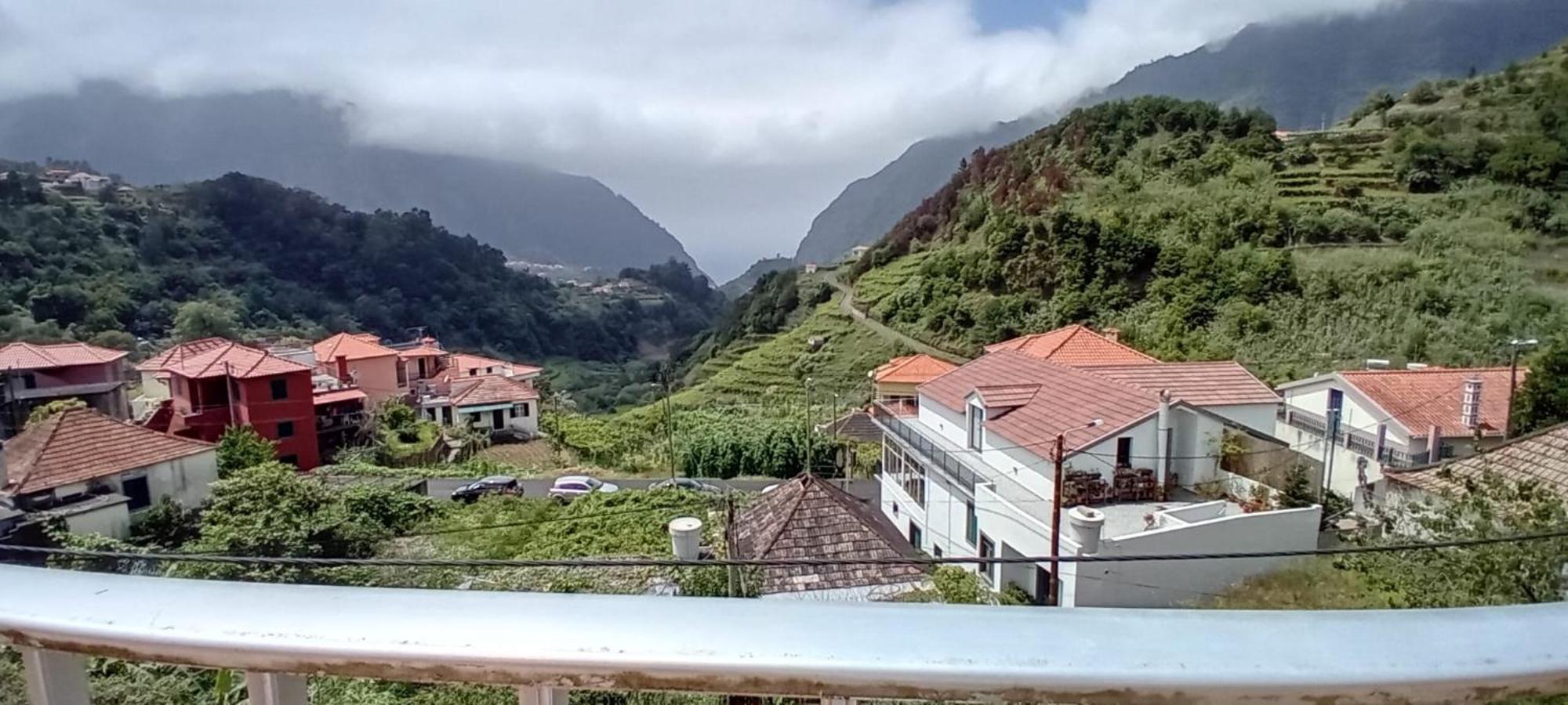 Vitorio'S Guesthouse São Vicente Extérieur photo